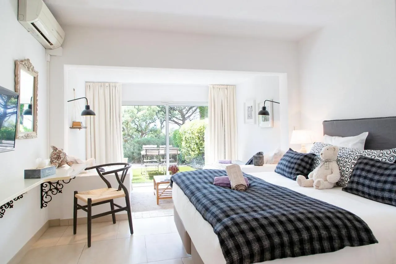 Hotel Font Mourier Cogolin 4*,  France