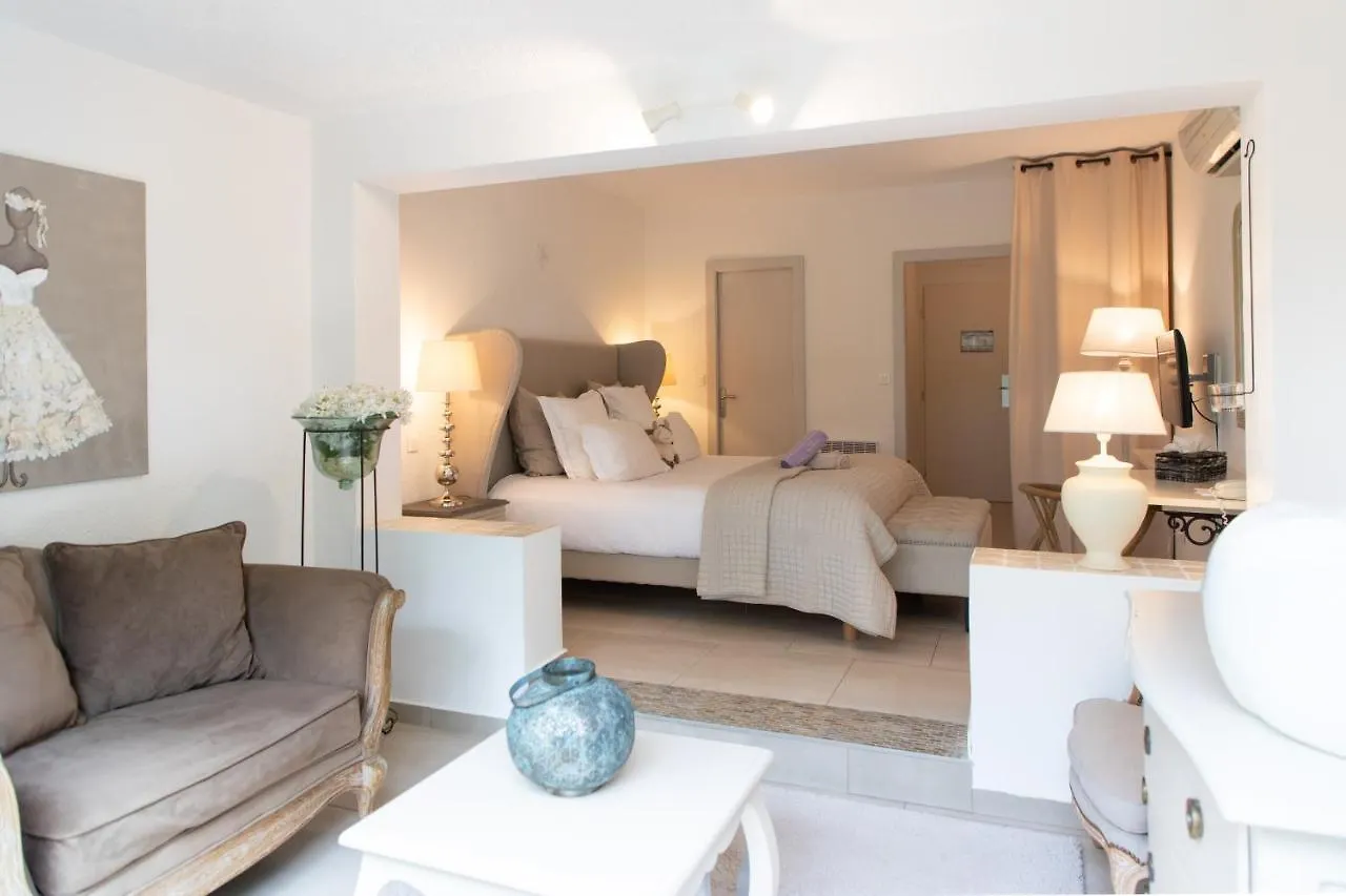 Hotel Font Mourier Cogolin France