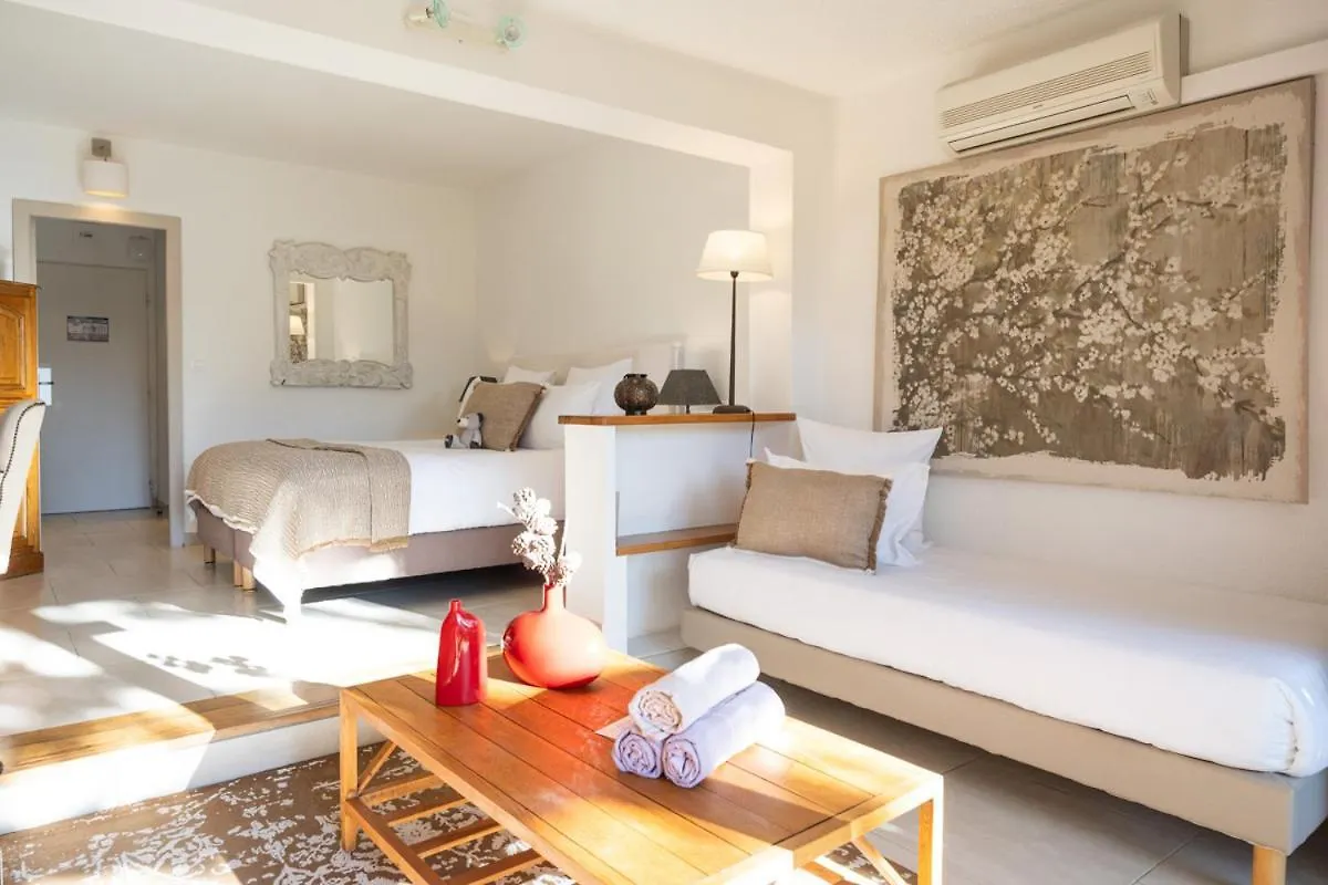 Hotel Font Mourier Cogolin 4*,  France