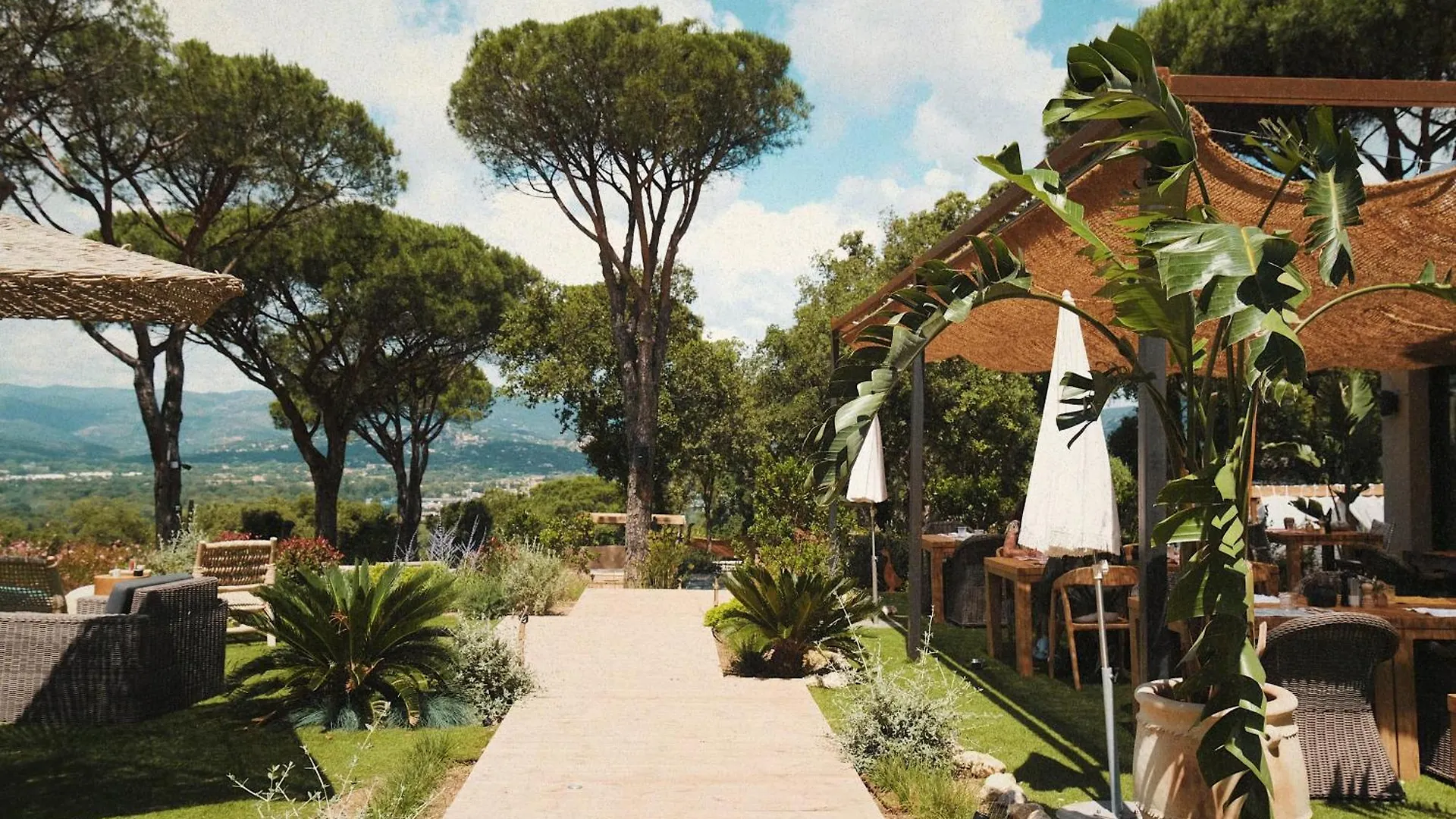 ****  Hotel Font Mourier Cogolin France