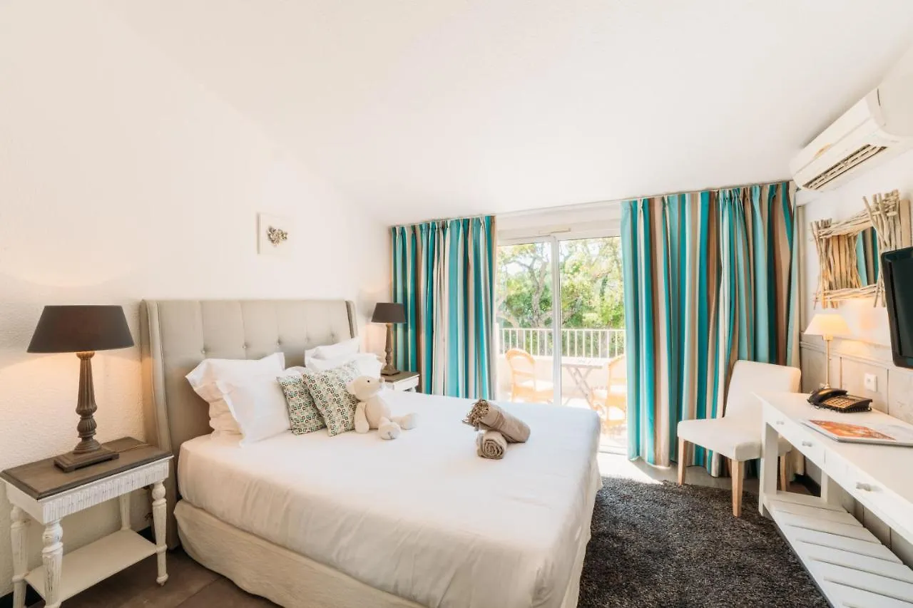 Hotel Font Mourier Cogolin 4*,  France